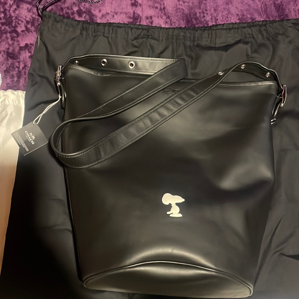 COACH brand new with tags limited edition legacy duffle xSNOOPY collection
